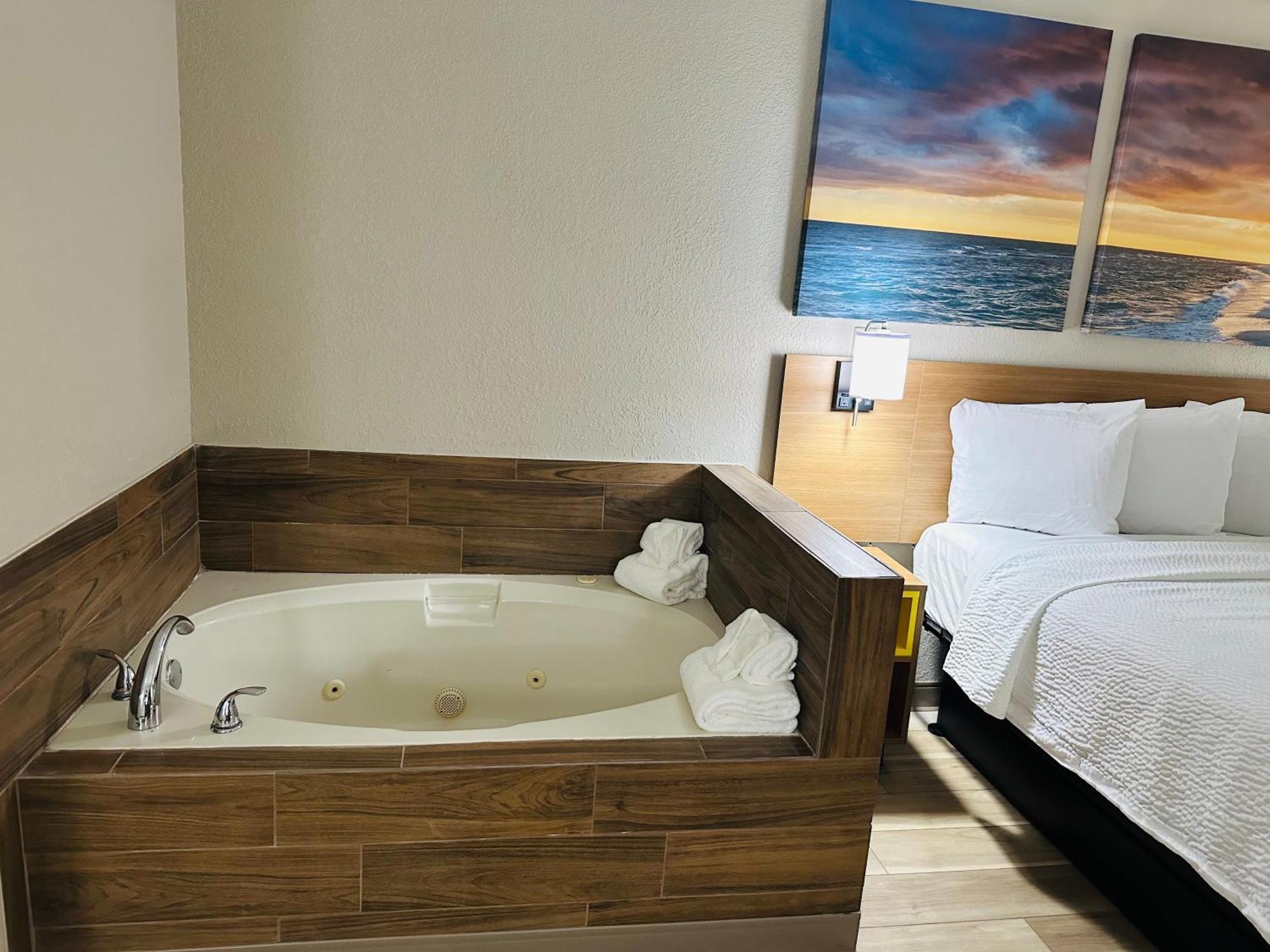 Days Inn By Wyndham Ocala North Екстериор снимка