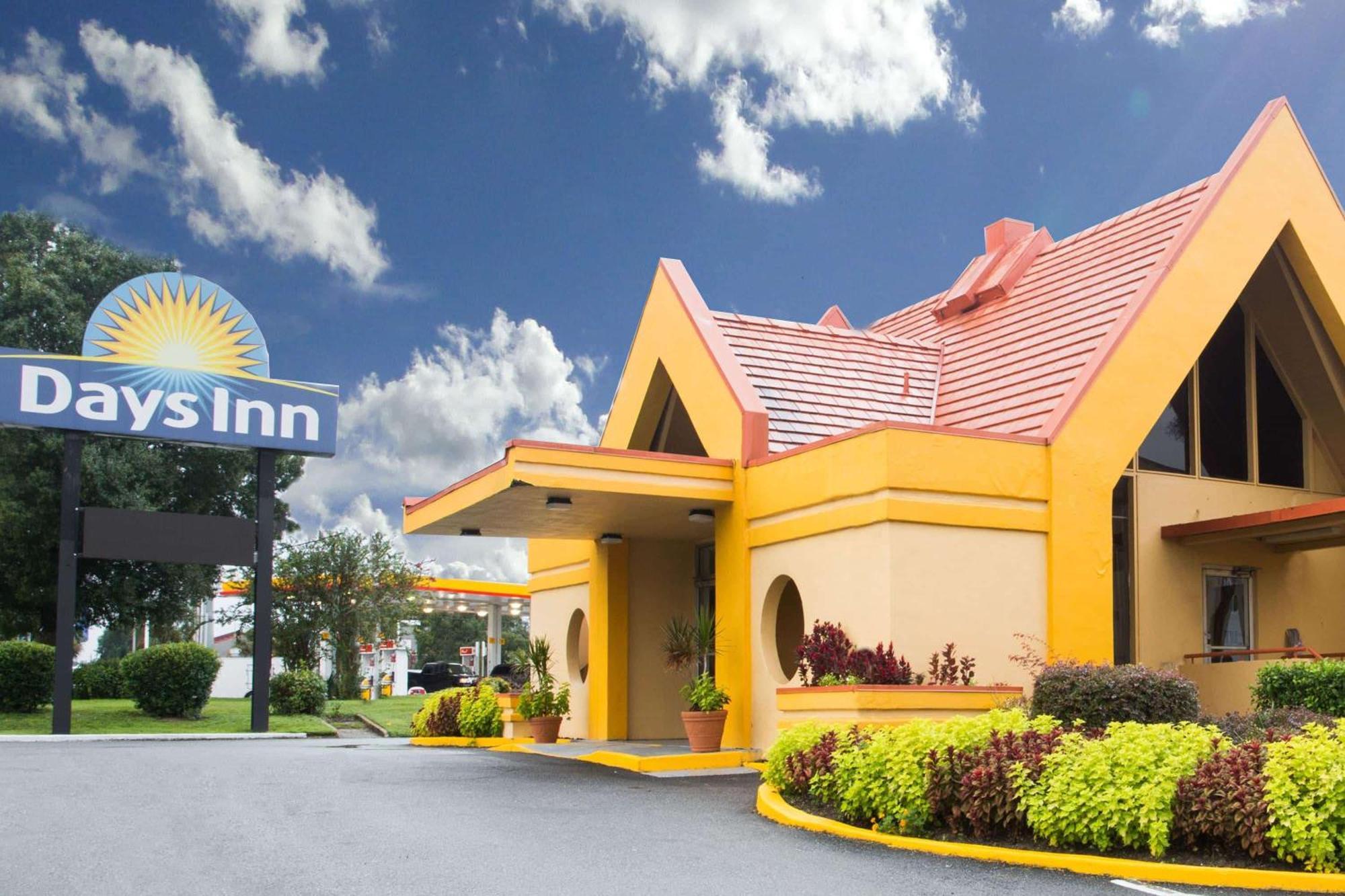 Days Inn By Wyndham Ocala North Екстериор снимка