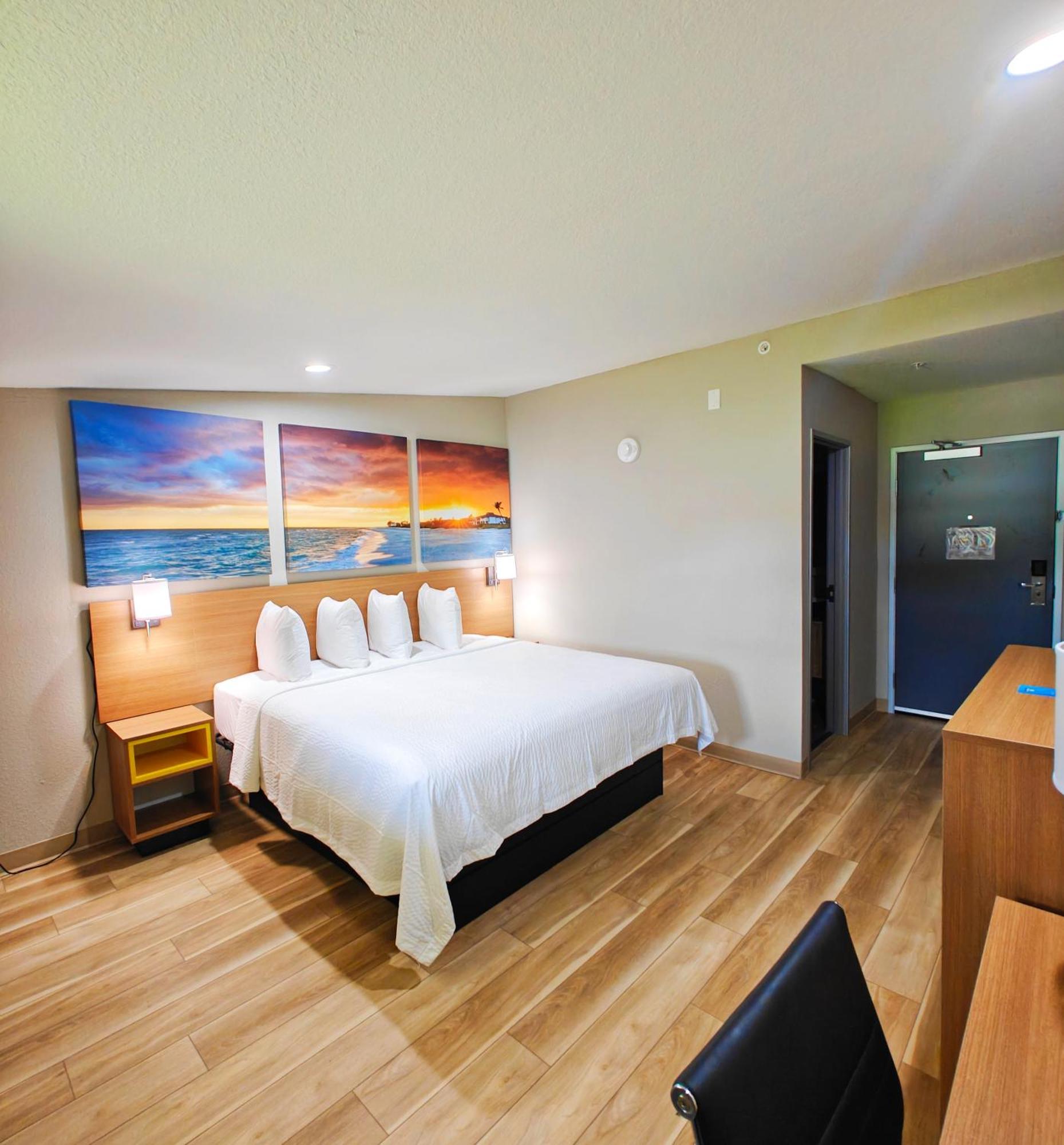 Days Inn By Wyndham Ocala North Екстериор снимка
