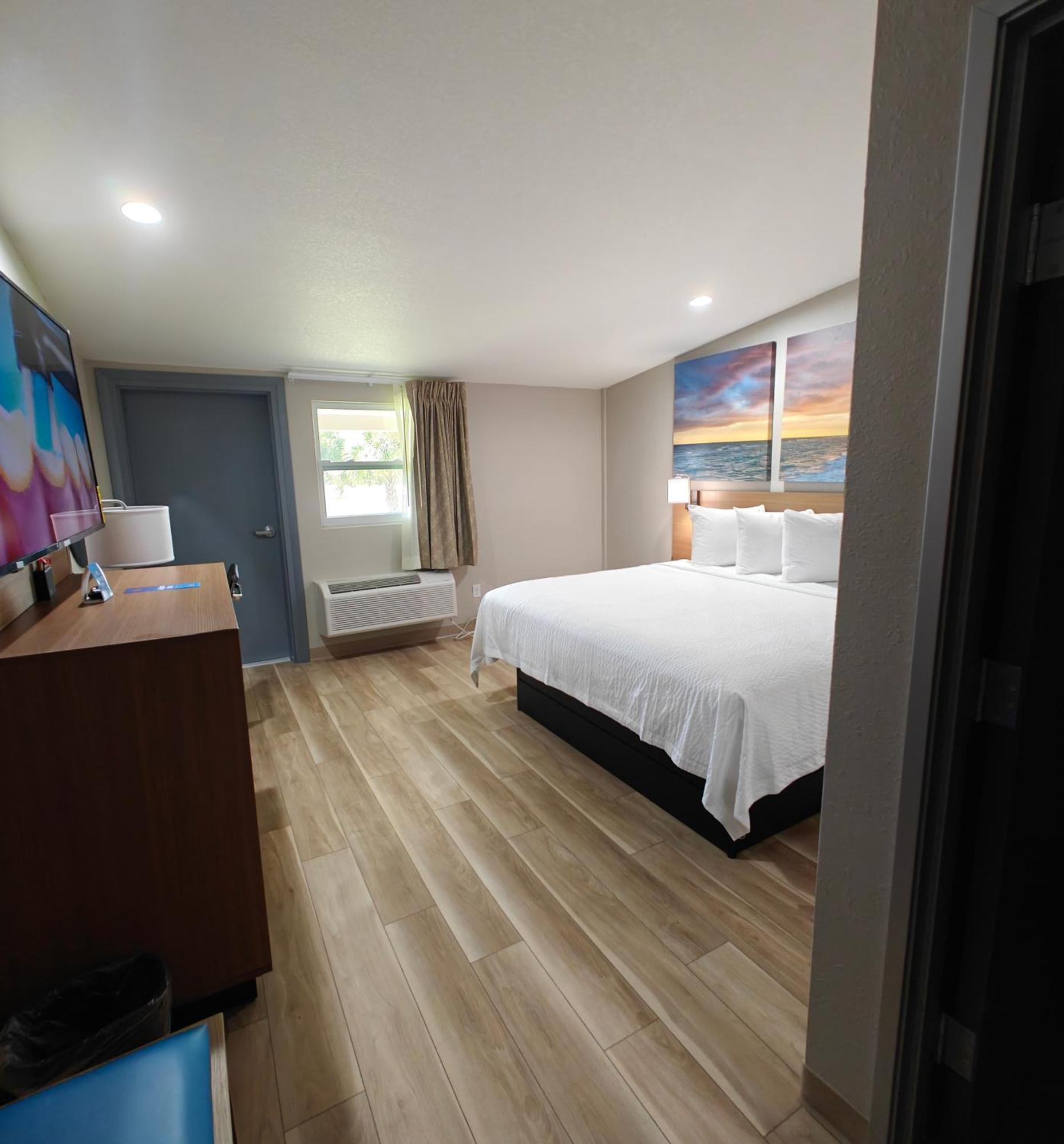 Days Inn By Wyndham Ocala North Стая снимка